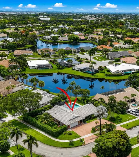2378 Deer Creek Lob Lolly Ln, Deerfield Beach, FL 33442