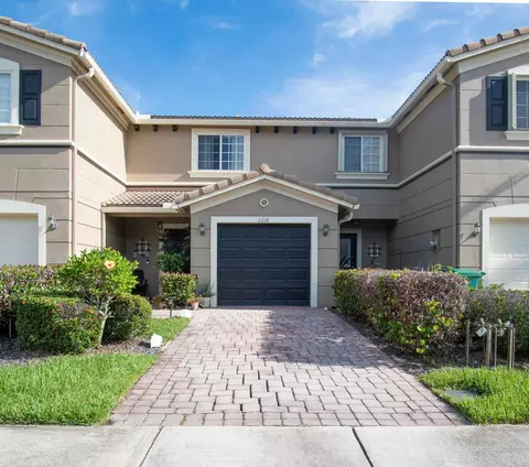 2218 SW Marshfield Ct, Port Saint Lucie, FL 34953