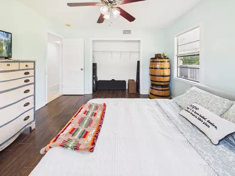 Bedroom - 136 SW 85th Ave, Okeechobee, FL 34974 photo 5 of 12