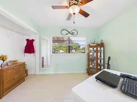 Bedroom - 136 SW 85th Ave, Okeechobee, FL 34974 photo 1 of 12