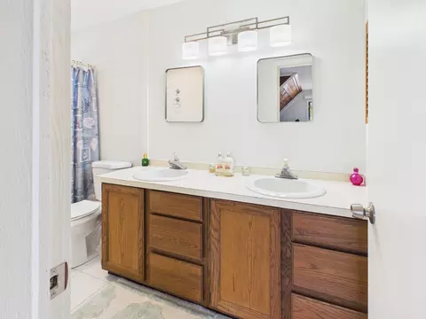 Bath - 136 SW 85th Ave, Okeechobee, FL 34974 photo 3 of 5