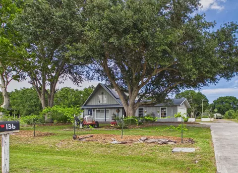 Exterior - 136 SW 85th Ave, Okeechobee, FL 34974 photo 4 of 17