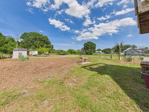 Exterior - 136 SW 85th Ave, Okeechobee, FL 34974 photo 13 of 17