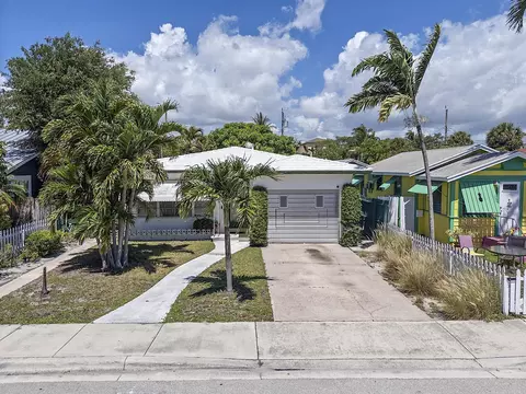 215 N M St, FL 33460