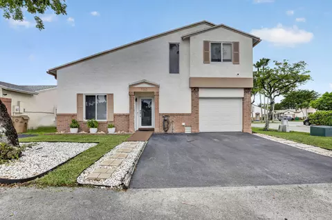 730 Cumberland Ter, Davie, FL 33325
