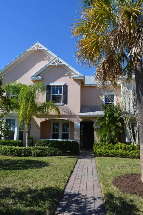 10487 SW West Park Ave, Port Saint Lucie, FL 34987