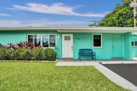 1218 SW 22nd Ave, Delray Beach, FL 33445