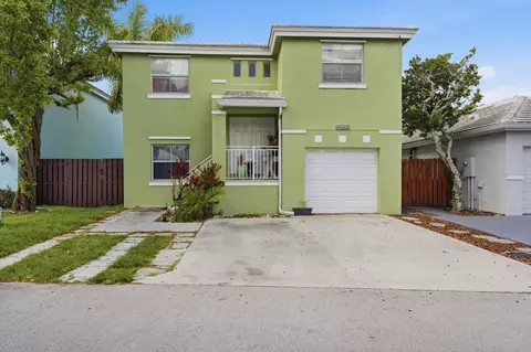 6582 Bayfront Dr, Margate, FL 33063