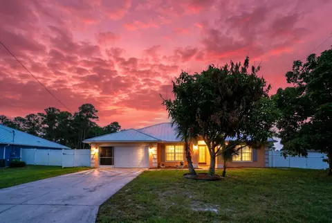 1692 SW Lofgren Ave, Port Saint Lucie, FL 34953