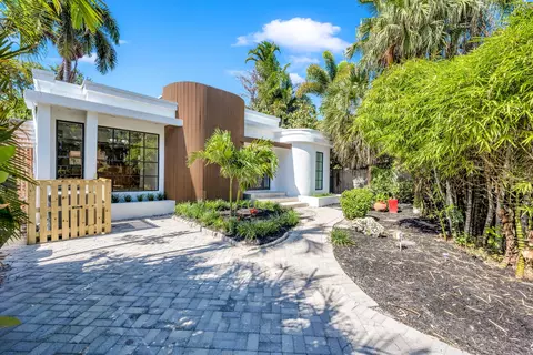 1413 NE 4th Ct, Fort Lauderdale, FL 33301