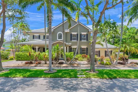 633 NE 20th St, Wilton Manors, FL 33305