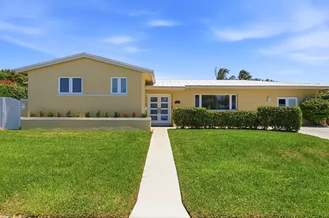 504 Bay Rd, North Palm Beach, FL 33408