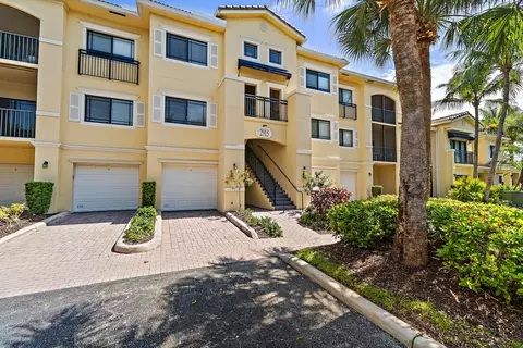 2915 Tuscany Ct #102, Palm Beach Gardens, FL 33410