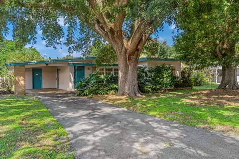 2456 Cortez Ave, Vero Beach, FL 32960