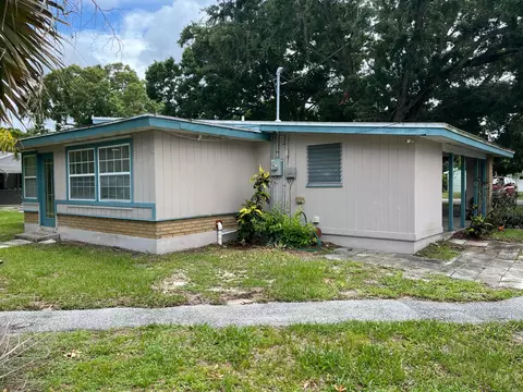 2456 Cortez Ave, Vero Beach, FL 32960