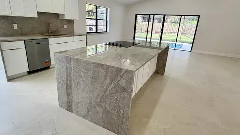 13151 Crisa Dr, Palm Beach Gardens, FL 33410