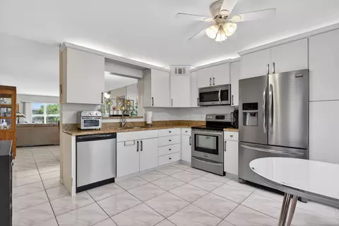 3202 Portofino Pt #O3, Coconut Creek, FL 33066