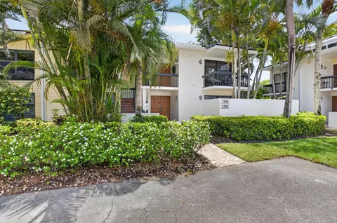 6760 Willow Wood Dr #1206, Boca Raton, FL 33434