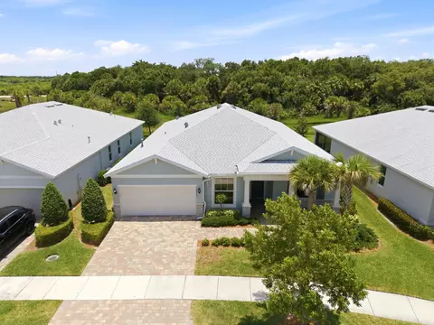 10275 SW Captiva Dr, Port Saint Lucie, FL 34987