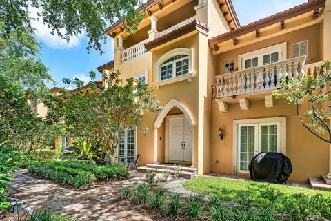400 NE 69th Cir, Boca Raton, FL 33487