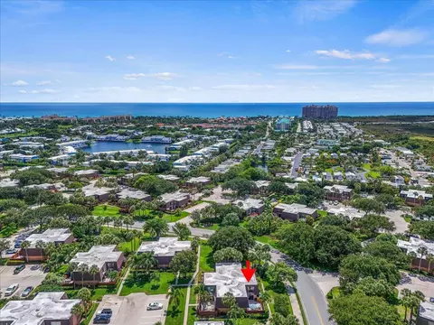 View/Area - 2029 20th Ct, Jupiter, FL 33477 photo 1 of 2