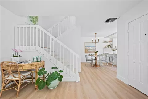 Entry Way - 2029 20th Ct, Jupiter, FL 33477 photo 2 of 3