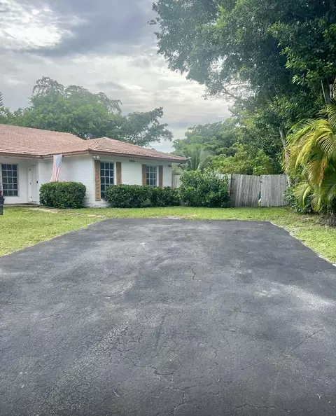 8586 NW 23rd Mnr #W, Coral Springs, FL 33065