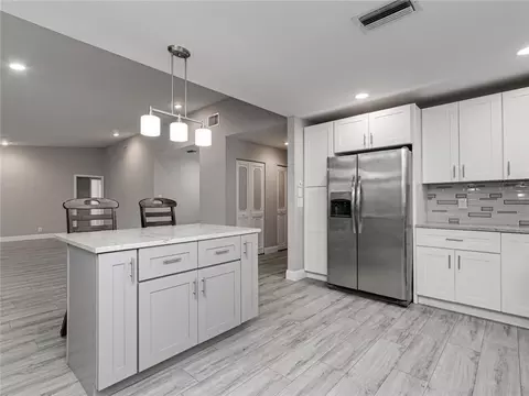 7000 NW 107th Ave, Tamarac, FL 33321