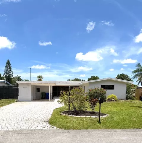2536 Gulfstream Ln, Fort Lauderdale, FL 33312