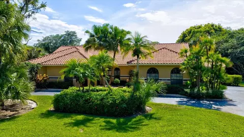 5044 NW 81st Ave, Coral Springs, FL 33067