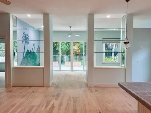 Living - 198 Hampton Cir, Jupiter, FL 33458 photo 2 of 2