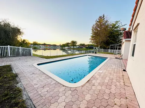 1761 SW 135th Way, Miramar, FL 33027