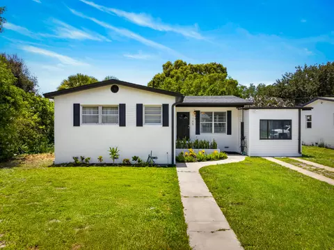1105 Jasmine Ave, Fort Pierce, FL 34982