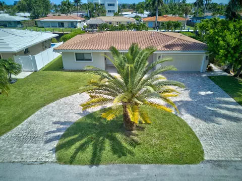 2542 SE 10th St, Pompano Beach, FL 33062