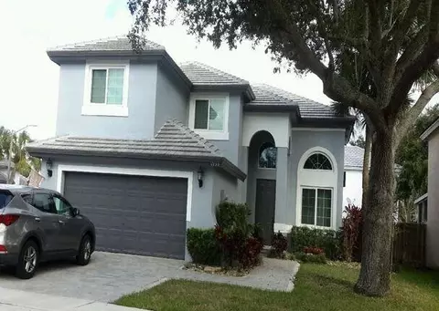 1933 NW 99th Ave, Pembroke Pines, FL 33024