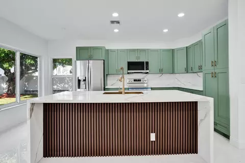 6991 Marion Ave, Margate, FL 33063