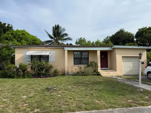 770 NW 148th Ter, Miami, FL 33168
