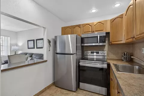 181 Bedford G, West Palm Beach, FL 33417