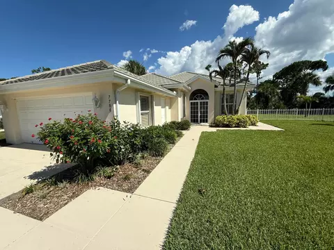 7780 SE Needle Palm Cir, Hobe Sound, FL 33455