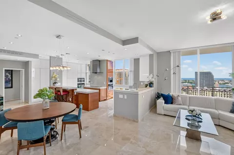 550 Okeechobee Blvd #LPH-23, West Palm Beach, FL 33401