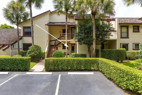 11397 Pond View Dr #E102, Wellington, FL 33414