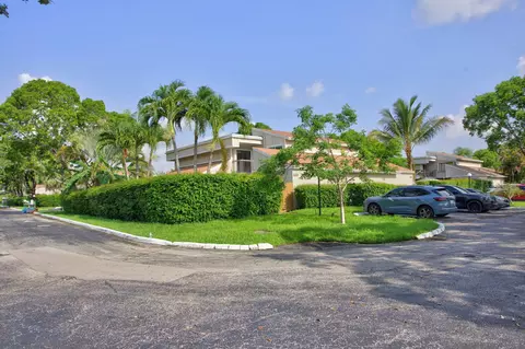 501 NW 132nd Ter, Plantation, FL 33325