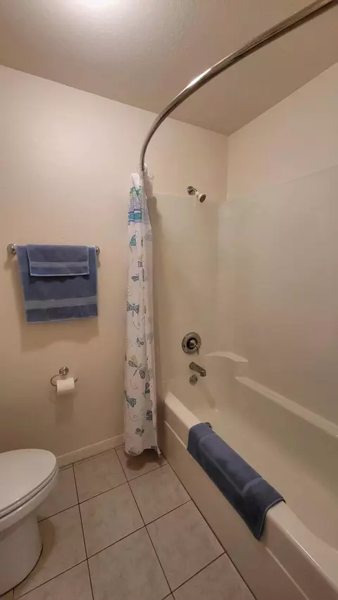 Bath - 1163 Click Dr, Moore Haven, FL 33471 photo 5 of 5