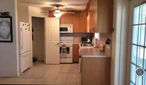 Kitchen - 1163 Click Dr, Moore Haven, FL 33471 photo 1 of 4