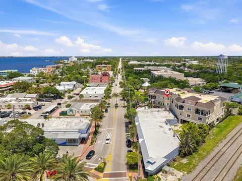 50 SE Ocean Blvd #302, Stuart, FL 34994