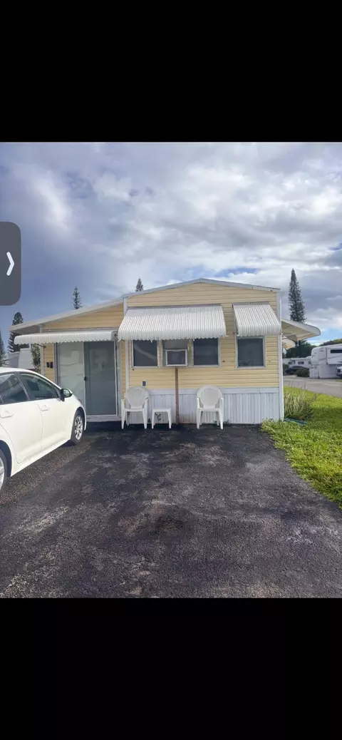875 NE 48th St #186, Lighthouse Point, FL 33064