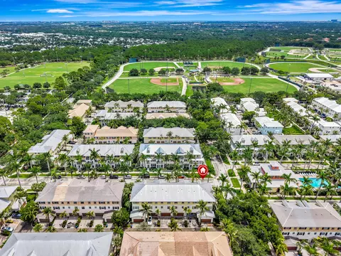 View/Area - 4344 Main St, Jupiter, FL 33458 photo 7 of 9