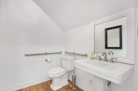 Bath - 4344 Main St, Jupiter, FL 33458 photo 1 of 8