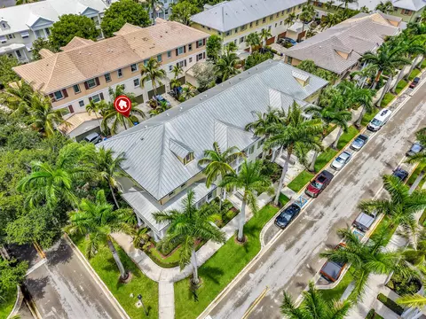 View/Area - 4344 Main St, Jupiter, FL 33458 photo 6 of 9