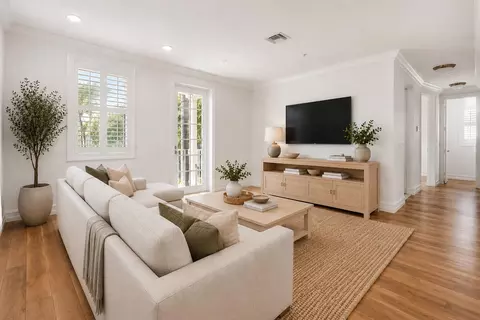 Living - 4344 Main St, Jupiter, FL 33458 photo 5 of 7